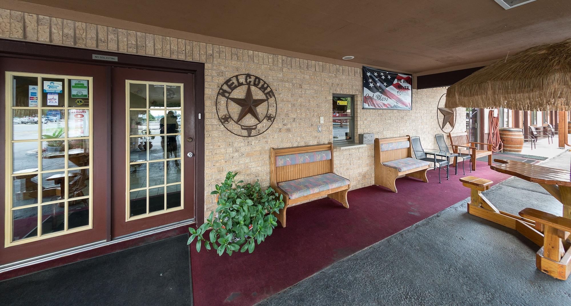 Americas Best Value Inn - Legend'S Inn Джанкшен Экстерьер фото